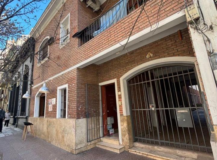 Local comercial · 100m² · 6 Ambientes