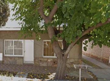 Casa · 97m² · 2 Dormitorios · 1 Cochera · Casa en Venta en Villa del Parque, Godoy Cruz, Mendoza