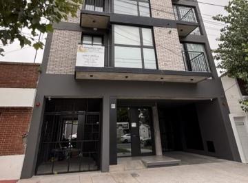 Departamento · 70m² · 3 Ambientes · 1 Cochera · Departamento en Av Paso 3500 de Tres Ambientes con Cochera a Estrenar