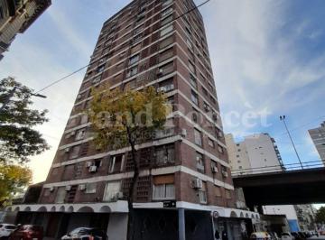 GPC-GPC-1047_2 · Alquiler Departamento de 4 Ambientes con Balcón en San Telmo