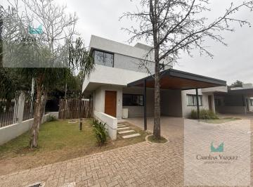 Departamento · 171m² · 4 Ambientes · 2 Cocheras · Venta Duplex 3 Dorm. Villa Belgrano Cordoba
