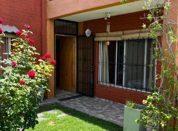 Casa · 300m² · 7 Ambientes · 2 Cocheras · Casa Céntrica en Calle Paunero, Excelente Oportunidad Residencial a Valor de Mercado