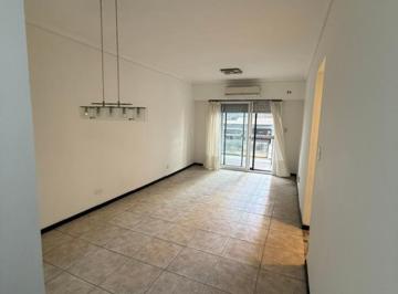 Departamento · 72m² · 3 Ambientes · 1 Cochera · Almagro: 3 Ambientes con Cochera