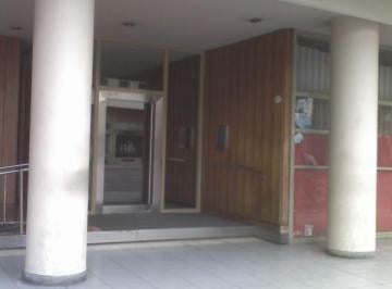 Departamento de 3 ambientes, Balvanera · Departamento de 3 Ambientes en Alquiler en Balvanera Sobre Av Al Frente (Zona Congreso)