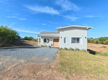 Casa · 170m² · 6 Ambientes · Casa en Venta - Barrio Senderos IV - Costa Esmeralda