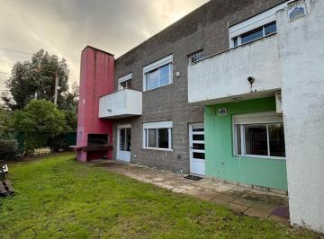 Casa de 5 ambientes, Monte Hermoso · Casa en Venta - Monte Hermoso - Rio Gallegos Esquina Rio Corrientes