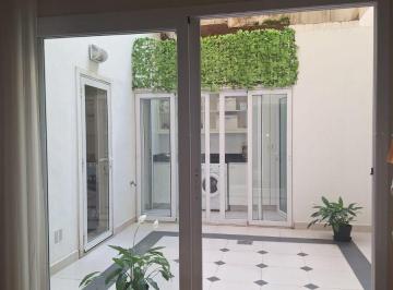 Departamento de 3 ambientes, Recoleta · Venta 3 Amb Amplios C/patio Todo a Nuevo