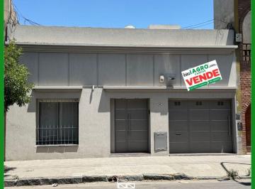 Casa de 6 ambientes, Bahía Blanca · Casa en Venta, Vieytes 678