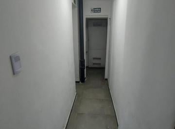 Local comercial · 180m² · 7 Ambientes · Local en Alquiler - 2 Baños - 180 m - San Nicolás