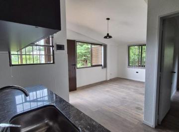 PH · 300m² · 2 Ambientes · 2 Cocheras · PH a La Venta Ubicado en Villa del Lago. Muy Luminoso.