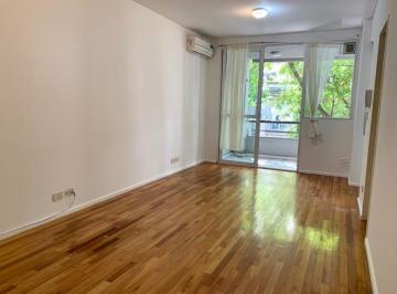 Departamento de 2 ambientes, Palermo · Luminoso 2 Ambientes Al Frente con Balcón y Pileta