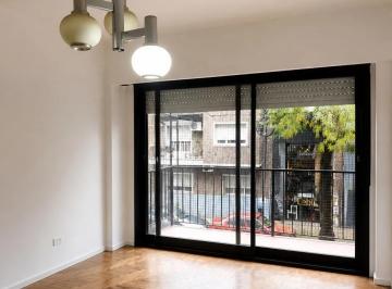 Departamento en Alquiler de 3 ambientes · Departamento 3 Ambientes Villa Crespo con Lavadero y Balcon Al Frente