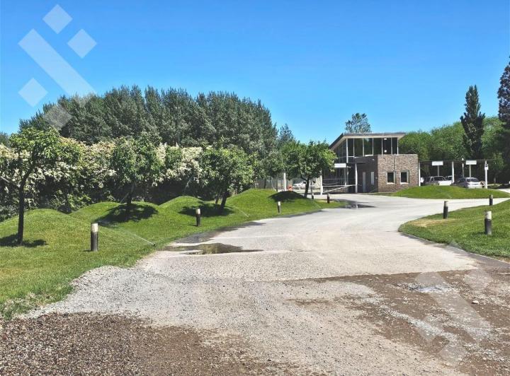 Terreno · 1537m²