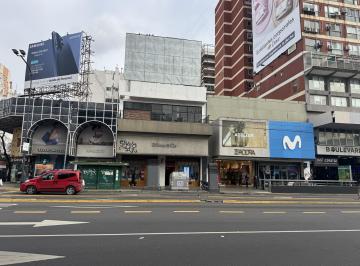 Local comercial · 780m² · Cabildo y Juramento Local Unico 780 m² Mejor Vereda Publicidad en Primer Piso