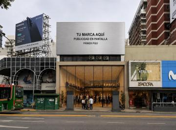 Local comercial · 780m² · Cabildo y Juramento Local Unico 780 m² Mejor Vereda Publicidad en Primer Piso