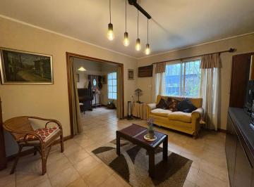 Casa · 140m² · 7 Ambientes · 1 Cochera · Venta/permuta - Casa 2 Dorm. con Pileta y Cochera. Fisherton, Rosario