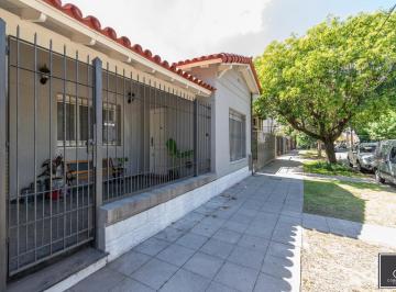 Casa · 90m² · 4 Ambientes · Venta Casa 3 Ambientes Haedo Chico