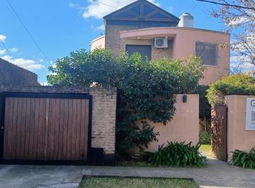 Casa de 6 ambientes, La Plata · Casa Lote 10 × 50