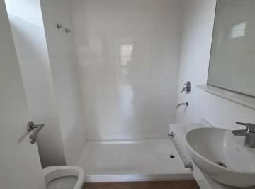 Departamento · 98m² · 4 Ambientes · Departamento en Alquiler - 3 Dorm. 2 Baños - 105 m - Caballito