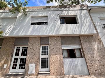 PH · 84m² · 5 Ambientes · Calle 5 Entre 63 y 64
