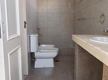 Casa · 500m² · 20 Ambientes · 1 Cochera · Insa Propiedades Ofrece Casa en Alquiler en Las Heras