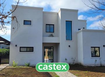 Casa · 180m² · 4 Ambientes · 2 Cocheras · Casa en Venta, Barrio San Matías, Escobar
