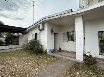 Ingreso · Casa en Barrio Parque Field