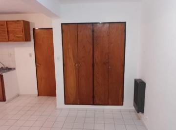 Departamento de 1 ambiente, Córdoba · Monoambiente C/ Patio - Exp Bajas