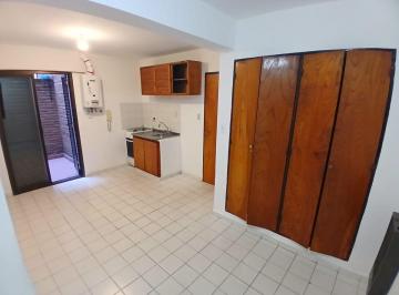 Departamento de 1 ambiente, Córdoba · Monoambiente C/ Patio - Exp Bajas