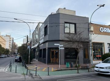 Local comercial · 160m² · Alquiler Local Comercial Zona Guemes