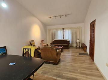 Casa · 279m² · 5 Ambientes · 2 Cocheras · Casa en Parque Horizonte (Apta Crédito)