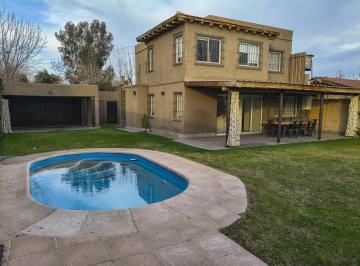 Casa · 259m² · 5 Ambientes · 2 Cocheras · Casa en Venta Barrio Cordon del Plata con Toru Inmobiliario