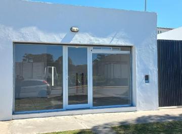 Bodega-Galpón · 135m² · Venta Galpón + Local Sobre Av Alió