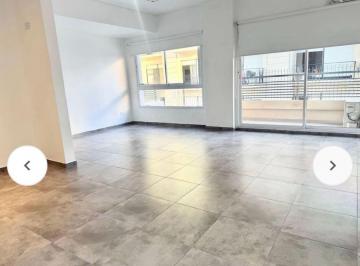 Departamento de 1 ambiente, Balvanera · Hermoso Ambiente Divisible - con o Sin Cochera - Balcon