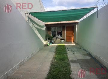 Casa · 78m² · 4 Ambientes · 2 Cocheras · Casa en Venta Roca 1658