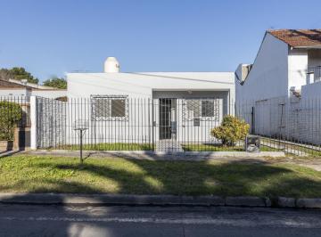 Casa · 100m² · 4 Ambientes · 3 Cocheras · Venta Casa a Estrenar con Parque y Financiacion en Adrogue