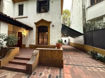 Casa · 340m² · 6 Ambientes · 4 Cocheras · Casa en Venta a Refaccionar con Proyecto Aprobado en Belgrano R