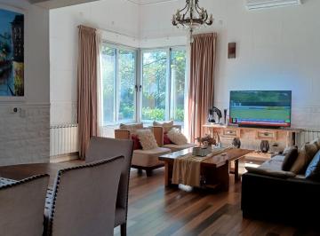 Casa de 5 ambientes, Chascomús · Casa de Diseño en Country Golf Chascomús | 357 m² Totales | Calidad Constructiva Premium