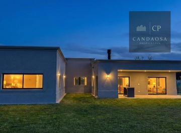 Casa · 219m² · 4 Ambientes · 4 Cocheras · Adg. Excelente Casa a Estrenar en Cardales