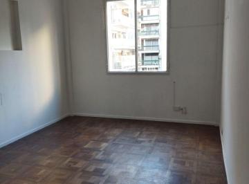 Departamento de 1 ambiente, Recoleta · Hermoso Monoambiente con Cocina y Baño Completo en Recoleta!