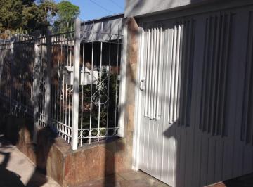Casa · 140m² · 5 Ambientes · 1 Cochera · Casa en Alquiler en Barrio Supe