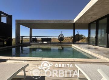 Casa · 506m² · 9 Ambientes · 3 Cocheras · Casa en Venta en Costa Esmeralda, Barrio Marítimo II, Al Mar