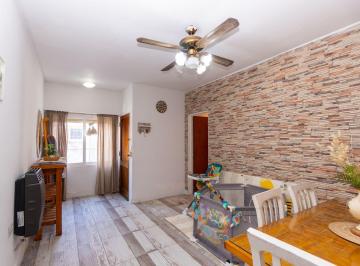 PH · 65m² · 4 Ambientes · PH en Venta, La Plata. 3 Dorm. y Patio