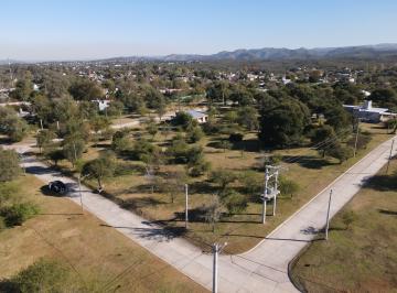 Terreno , Unquillo · Lotes en Venta de 450 m² en Barrio Privado con Seguridad 24 Hs - La Adela, Unquillo.