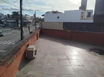 PH · 101m² · 6 Ambientes · Venta PH Al Frente con Departamento en Planta Alta Villa Sarmiento Sin Expensas Ideal Inversor