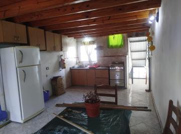 PH · 101m² · 6 Ambientes · Venta PH Al Frente con Departamento en Planta Alta Villa Sarmiento Sin Expensas Ideal Inversor