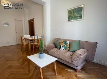 Departamento · 70m² · 3 Ambientes · Departamento de 3 Ambientes Amoblado en Alquiler en Recoleta