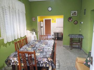 Casa · 110m² · 4 Ambientes · 1 Cochera · Casa en Venta en Santa Teresita