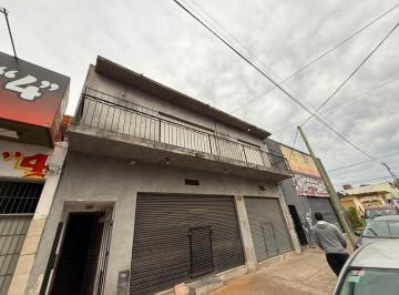 PH · 95m² · 3 Ambientes · Alquila PH Planta Alta Villa de Mayo