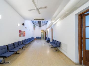 Local comercial · 250m² · 10 Ambientes · Local Comercial, 2 Plantas, Terraza, Varias Oficinas/consultorios, Centro